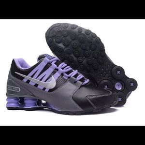 Women’s Nike Shox